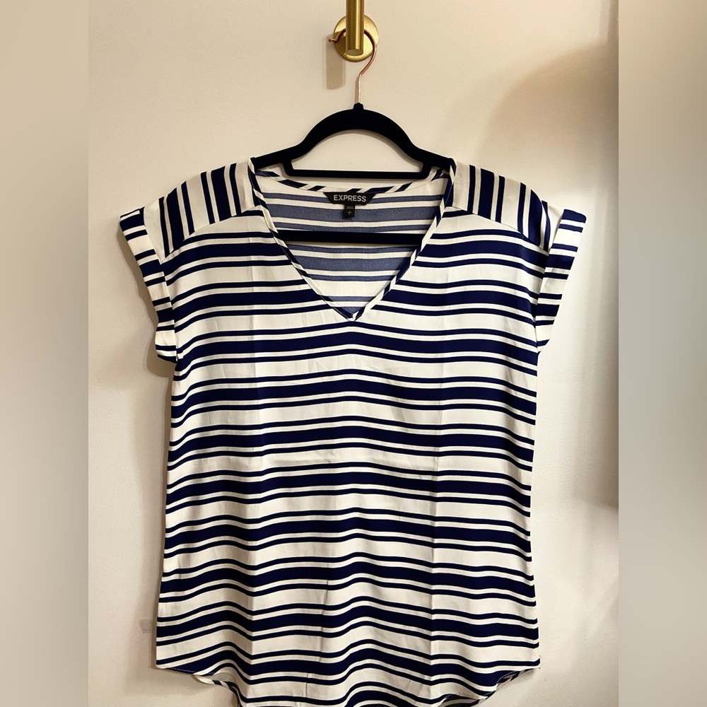 Express Women’s White and Blue Striped Silk Blouse Size Small